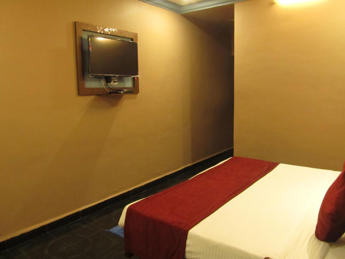 Diamond Hotel Daman Luaran gambar